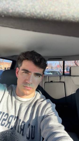 Alejandro V.